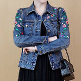 Jaqueta jeans bordada feminina curta 2025 primavera e outono nova versátil elástica fina jaqueta jeans versão coreana jaqueta top