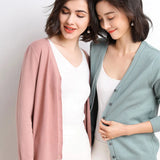 Cardigans femininos 2025 primavera outono malhas moda coreana cardigan estilo curto topos com decote em v malha outerwears suéteres sólidos